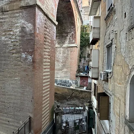 La Casa Del Ponte Apartment *