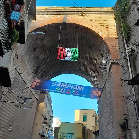 La Casa Del Ponte * Neapol